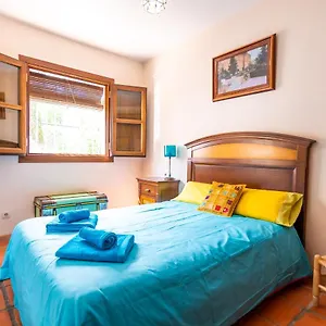 Tuguest Aljibe Del Rey - Free Parking Granada