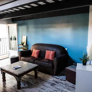 https://triplex-intra-muros.fr-provencehotel.com