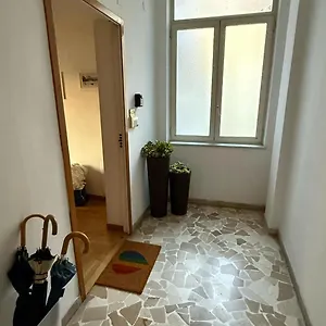 https://la-tortora-naples.hotels-amalfi.com